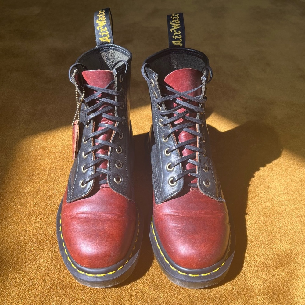 DR MARTENS 1460 Made in England Horween Leather Boots - Dublin Two Tone - Picture 12 of 12